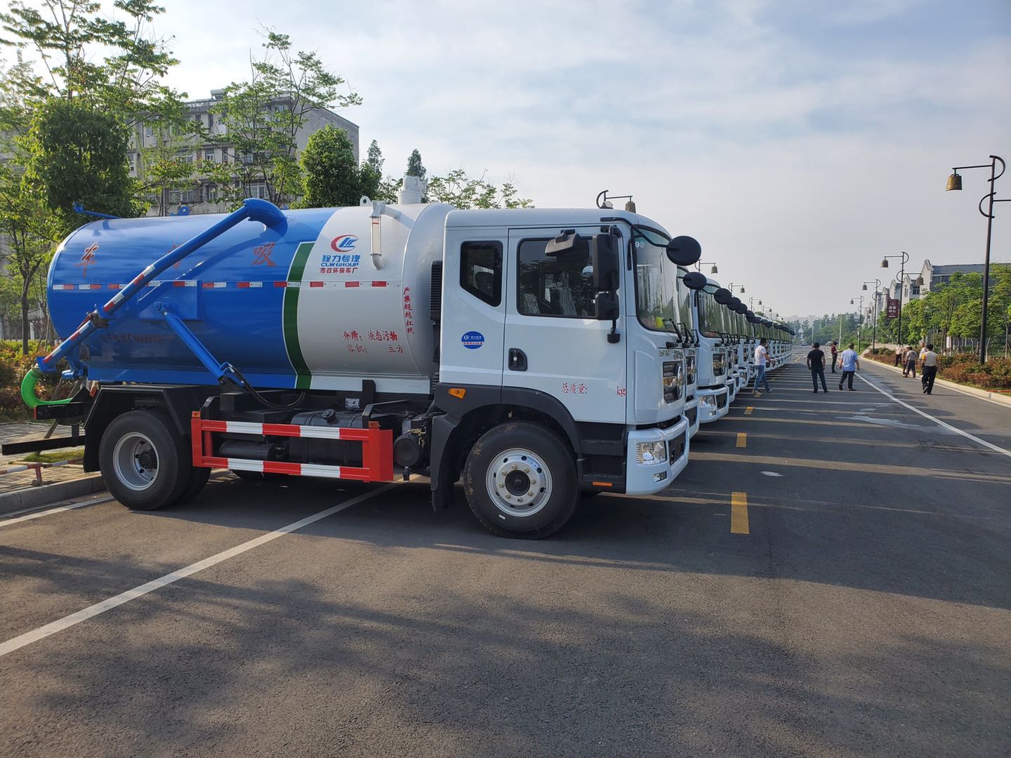 主推車型-東風多利卡D9國六吸污車