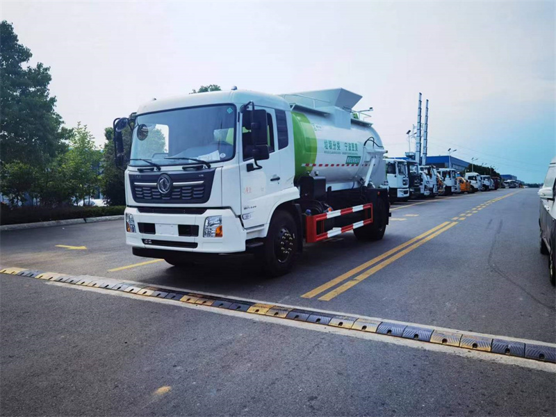 東風(fēng)天錦12方餐廚垃圾車